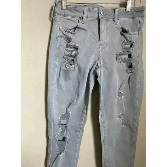 American Eagle Gray‎ Distressed Jegging Jeans Size 6 - Picture 7 of 15